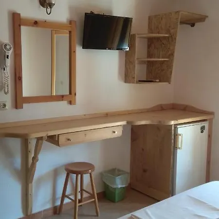 Oasis 3* Votsi (Alonnisos)